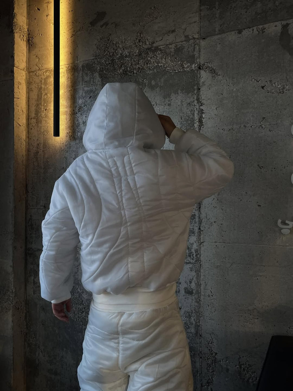 Imbehindmyhead White Set