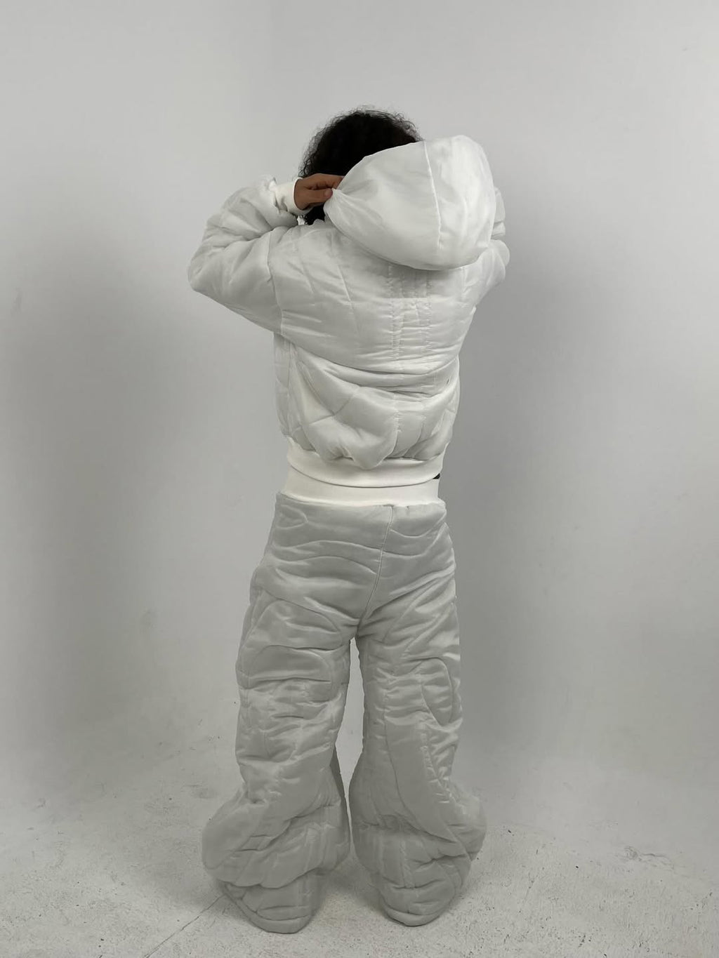 Imbehindmyhead White Set