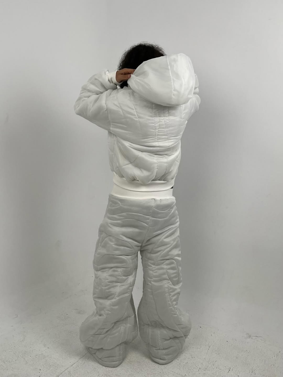 Imbehindmyhead White Set